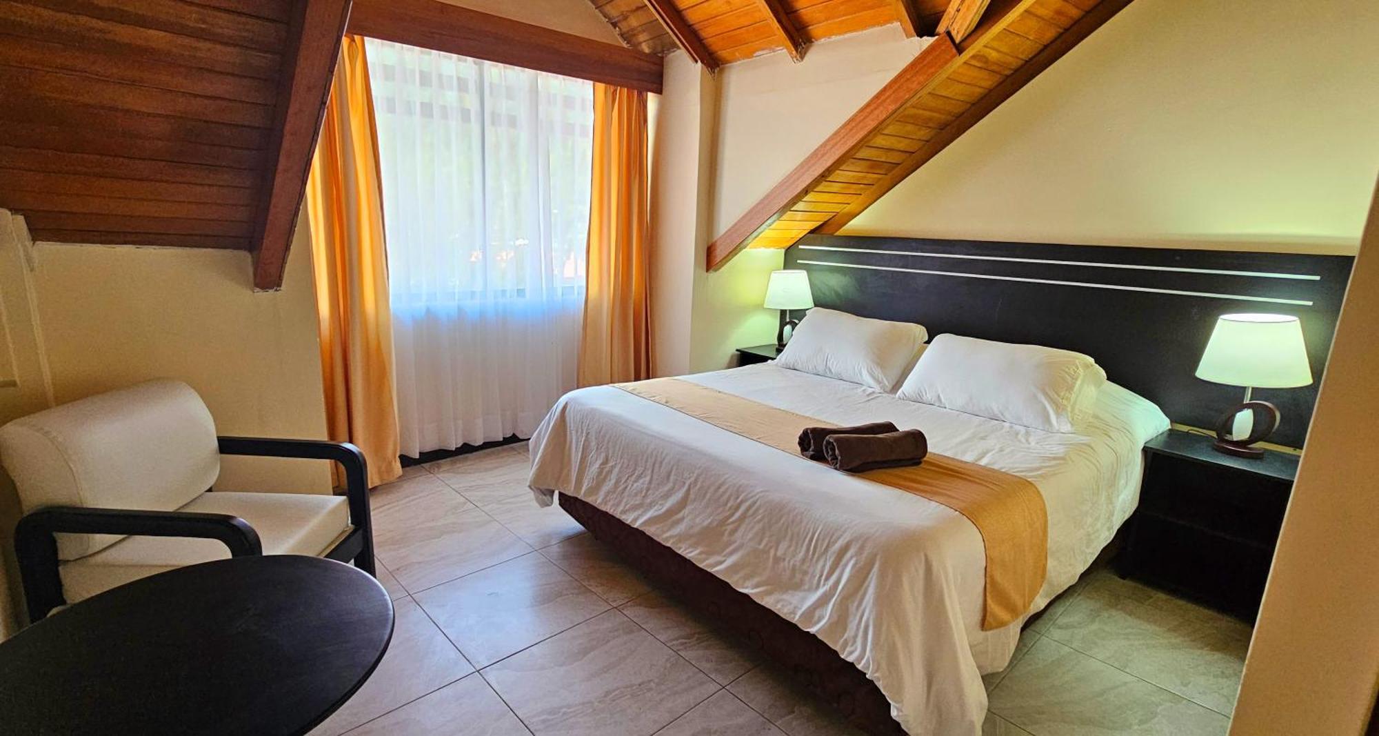 Hotel Tungurahua Baños Exterior foto